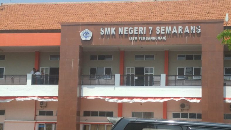 SMK Negeri terbaik di Semarang