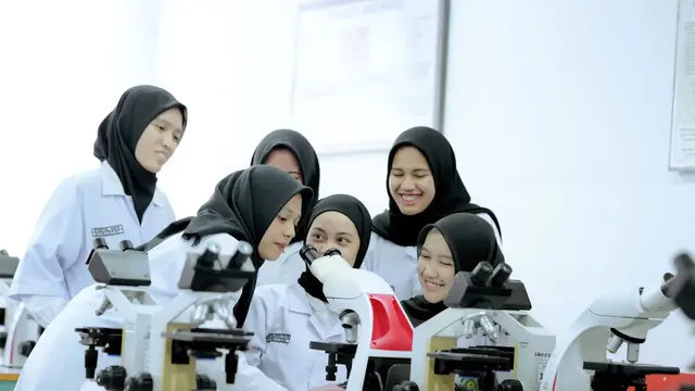 SMK Kesehatan Unggul dengan Standar Pendidikan Tinggi
