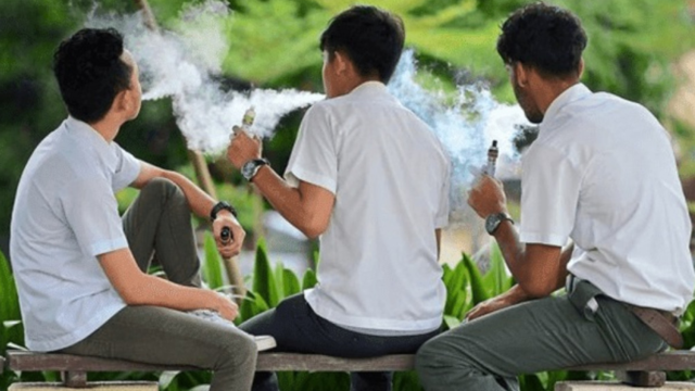 Menurunkan Minat Merokok Remaja di Kalangan Siswa SMK