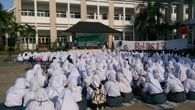 Sekolah SMK 4 Tahun